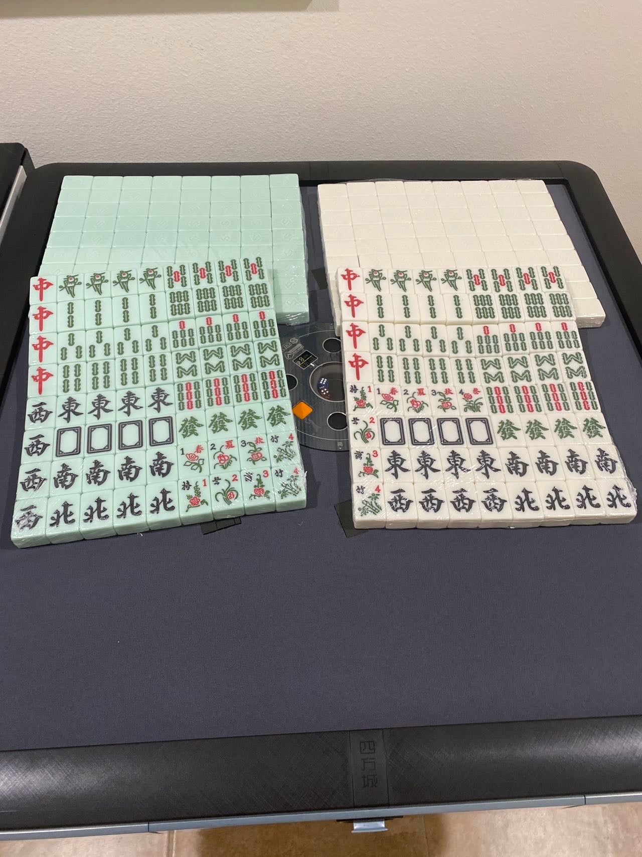 T350 46mm大牌手感好麻将机,标配单色白色绿色麻将牌,星光白,可折叠,内扣玻璃盖板