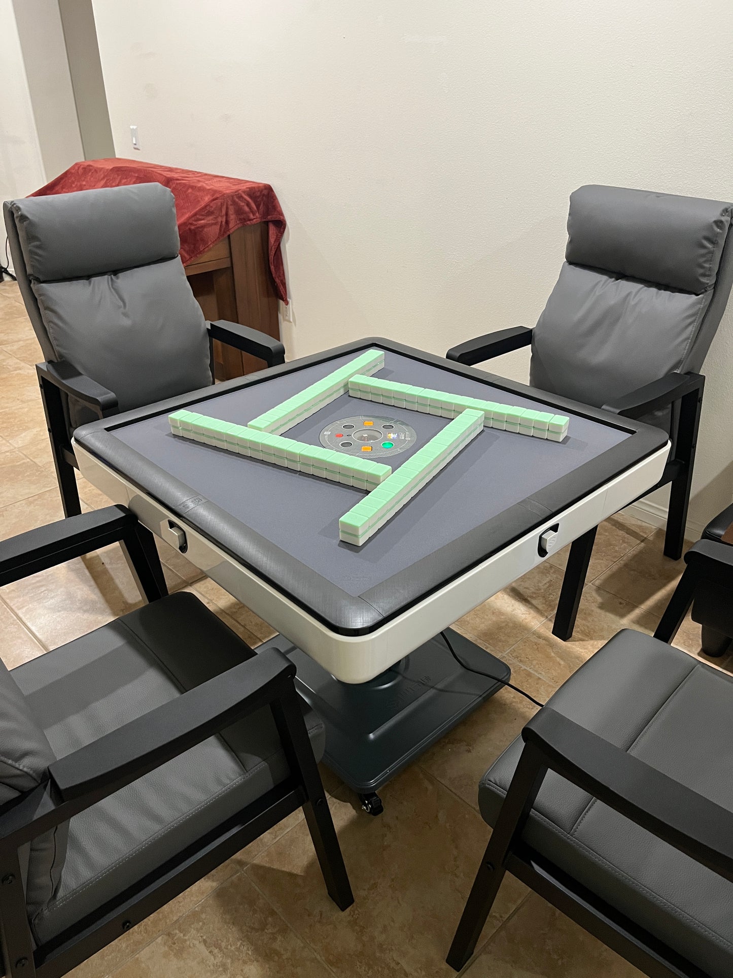 四方城专属定制冉航811棋牌椅,头枕 扶手 人体工学椅,一套四个 Set of 4 chairs 包邮价