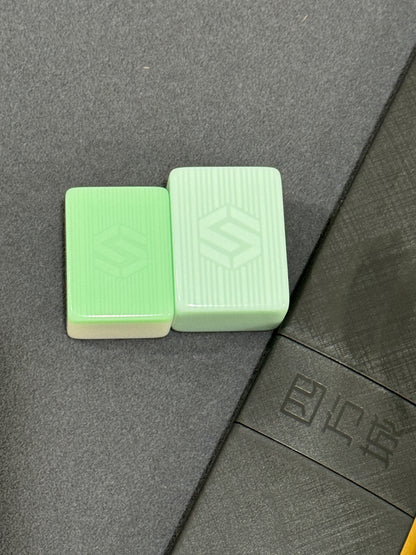 麻将牌样张 42mm 46mm 各一张 随机花色 购买麻将机后退款 mahjong tile sample，42mm，46mm，random character